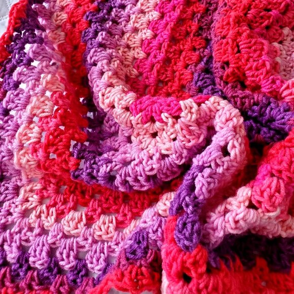 Crochet BABY BLANKET AFGHAN GRANNY SQUARE 29"x 29" PINK RED LILAC MAROON NEW - Picture 1 of 7